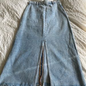 Zara light wash denim skirt!